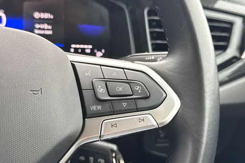 MK23NUM Volkswagen Polo 1.0 Life 5dr **REAR TINTS, REAR CAMERA** Thumbnail #30