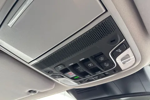 MT19AAZ Honda CR-V 1.5 VTEC Turbo EX 5dr CVT Thumbnail #52