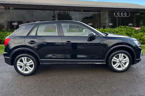 3 of 40 for Audi Q2 1.0 TFSI 30 Sport Euro 6 (s/s) 5dr