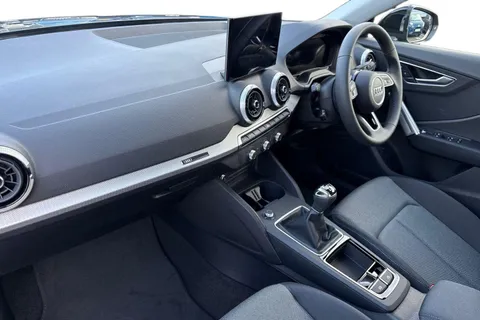 14 of 40 for Audi Q2 1.0 TFSI 30 Sport Euro 6 (s/s) 5dr