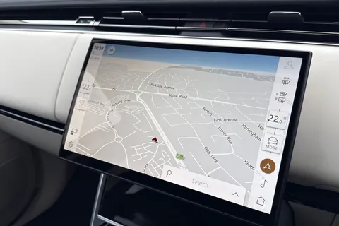 DV75XLO Land Rover Range Rover 3.0 D350 SE 5dr Thumbnail #13