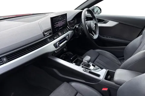 15 of 54 for Audi A4 S line 35 TFSI 150 PS S tronic