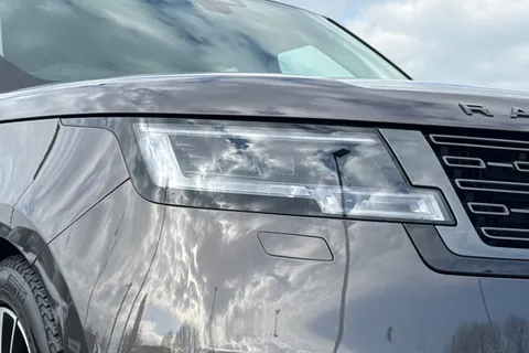 DV75XLO Land Rover Range Rover 3.0 D350 SE 5dr Thumbnail #19