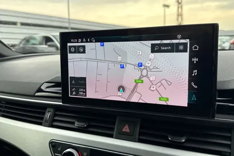 38 of 54 for Audi A4 S line 35 TFSI 150 PS S tronic