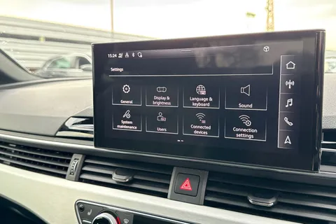 45 of 54 for Audi A4 S line 35 TFSI 150 PS S tronic