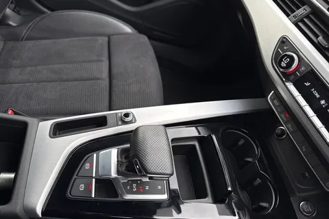 48 of 54 for Audi A4 S line 35 TFSI 150 PS S tronic