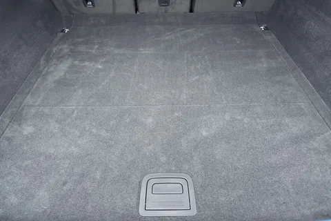 6 of 62 for Audi RS Q8 SUV 600 PS tiptronic