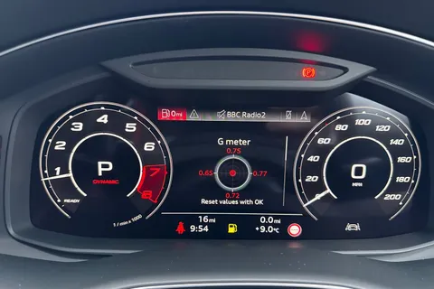 28 of 62 for Audi RS Q8 SUV 600 PS tiptronic