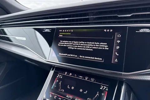 42 of 62 for Audi RS Q8 SUV 600 PS tiptronic