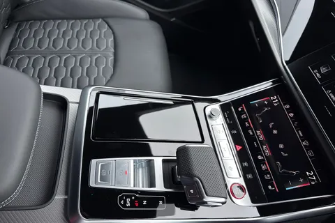 54 of 62 for Audi RS Q8 SUV 600 PS tiptronic