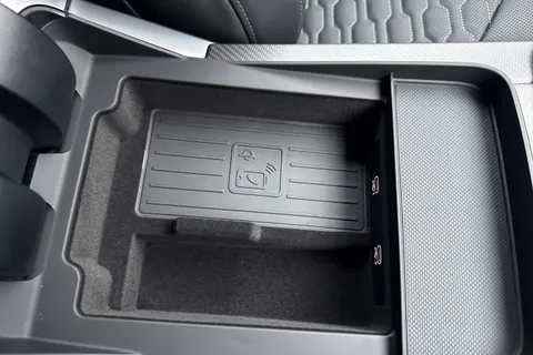 55 of 62 for Audi RS Q8 SUV 600 PS tiptronic