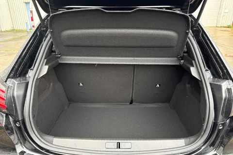 DC75OBE PEUGEOT 208 1.2 HYBRID GT Premium e-DSC6 Euro 6 (s/s) 5dr Thumbnail #7