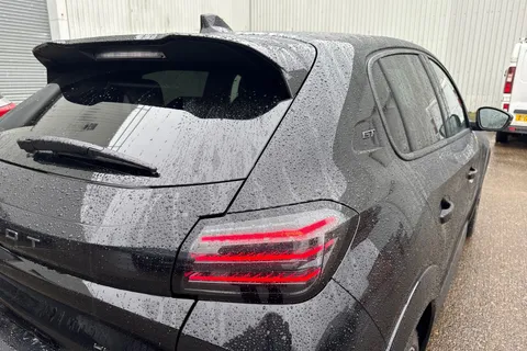 DC75OBE PEUGEOT 208 1.2 HYBRID GT Premium e-DSC6 Euro 6 (s/s) 5dr Thumbnail #8