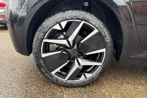 DC75OBE PEUGEOT 208 1.2 HYBRID GT Premium e-DSC6 Euro 6 (s/s) 5dr Thumbnail #11