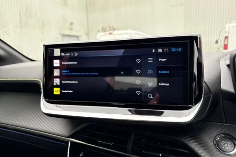 DC75OBE PEUGEOT 208 1.2 HYBRID GT Premium e-DSC6 Euro 6 (s/s) 5dr Thumbnail #45