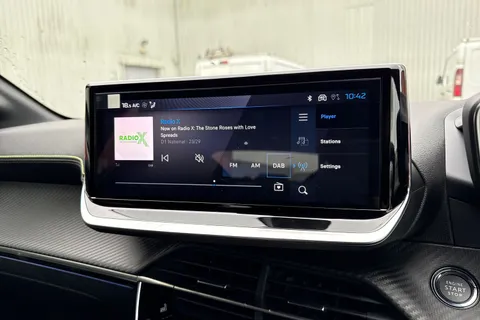 DC75OBE PEUGEOT 208 1.2 HYBRID GT Premium e-DSC6 Euro 6 (s/s) 5dr Thumbnail #46