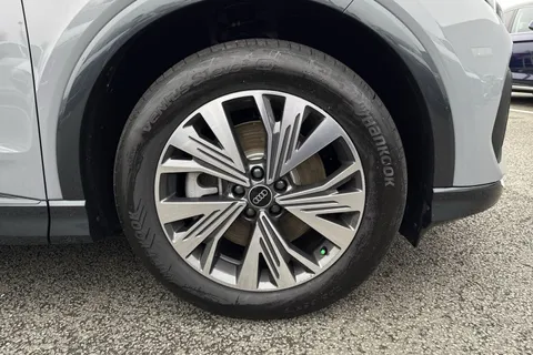  Audi Q4 e-tron 45 Sport Auto 5dr 82kWh Thumbnail #9