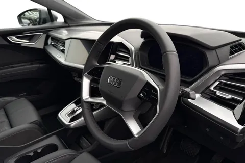  Audi Q4 e-tron 45 Sport Auto 5dr 82kWh Thumbnail #13