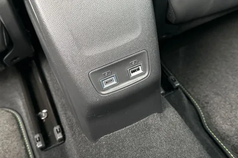 DG75FAM PEUGEOT 208 1.2 HYBRID GT Premium e-DSC6 Euro 6 (s/s) 5dr Thumbnail #36