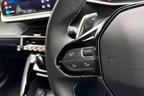 DG75FAM PEUGEOT 208 1.2 HYBRID GT Premium e-DSC6 Euro 6 (s/s) 5dr Thumbnail #39