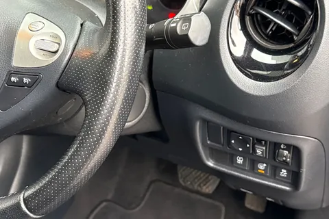 MM16GJU Nissan Juke 1.6 Tekna XTRON Euro 6 5dr Thumbnail #35