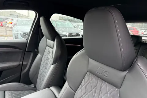 DC75TJV Audi Q5 Edition 1 TDI quattro 204 PS S tronic Thumbnail #24