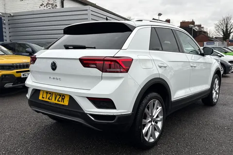 33 of 54 for Volkswagen T-Roc 1.5 TSI EVO SEL DSG Euro 6 (s/s) 5dr