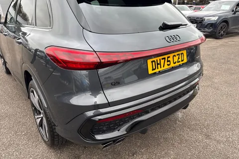 DH75CZD Audi Q5 SUV Edition 1 TDI quattro 204 PS S tronic Thumbnail #8