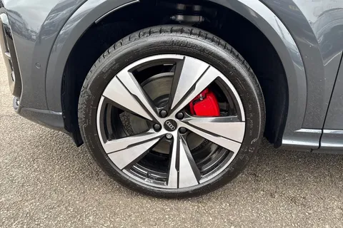 DH75CZD Audi Q5 SUV Edition 1 TDI quattro 204 PS S tronic Thumbnail #10