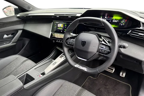 13 of 66 for PEUGEOT 308 1.2 HYBRID GT e-DSC6 Euro 6 (s/s) 5dr