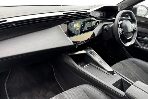 14 of 66 for PEUGEOT 308 1.2 HYBRID GT e-DSC6 Euro 6 (s/s) 5dr