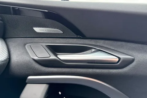 DH75CZD Audi Q5 SUV Edition 1 TDI quattro 204 PS S tronic Thumbnail #21