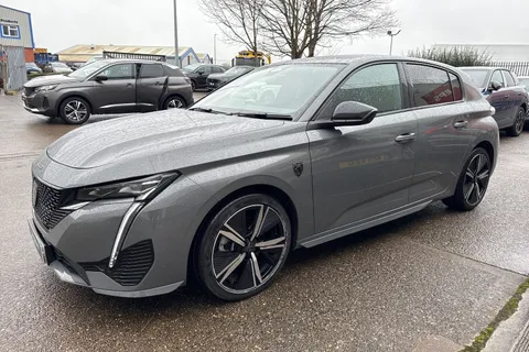 26 of 66 for PEUGEOT 308 1.2 HYBRID GT e-DSC6 Euro 6 (s/s) 5dr