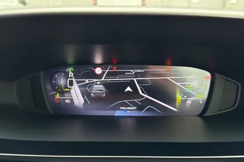 37 of 66 for PEUGEOT 308 1.2 HYBRID GT e-DSC6 Euro 6 (s/s) 5dr