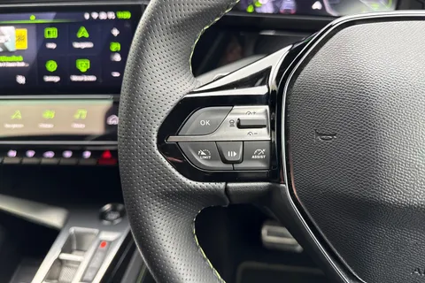 38 of 66 for PEUGEOT 308 1.2 HYBRID GT e-DSC6 Euro 6 (s/s) 5dr