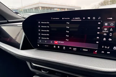 DH75CZD Audi Q5 SUV Edition 1 TDI quattro 204 PS S tronic Thumbnail #37