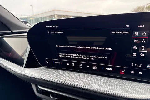 DH75CZD Audi Q5 SUV Edition 1 TDI quattro 204 PS S tronic Thumbnail #39