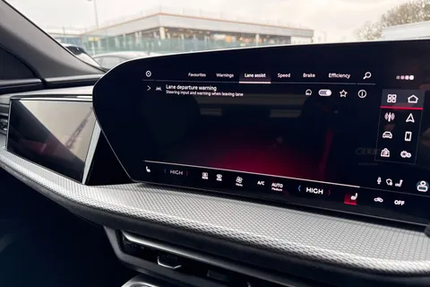 DH75CZD Audi Q5 SUV Edition 1 TDI quattro 204 PS S tronic Thumbnail #44