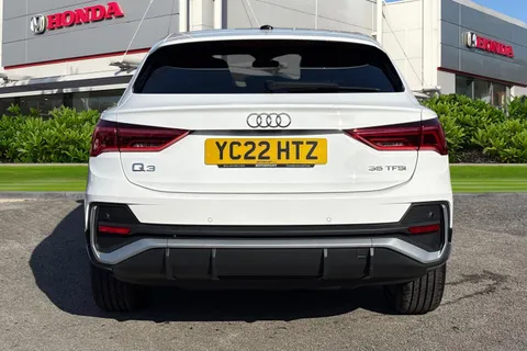 YC22HTZ Audi Q3 35 TFSI S Line 5dr S Tronic Thumbnail #7