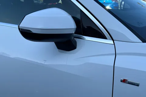 YC22HTZ Audi Q3 35 TFSI S Line 5dr S Tronic Thumbnail #12