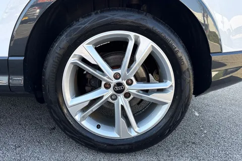 YC22HTZ Audi Q3 35 TFSI S Line 5dr S Tronic Thumbnail #15