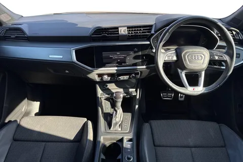 YC22HTZ Audi Q3 35 TFSI S Line 5dr S Tronic Thumbnail #18