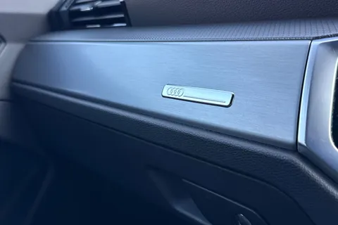 YC22HTZ Audi Q3 35 TFSI S Line 5dr S Tronic Thumbnail #45