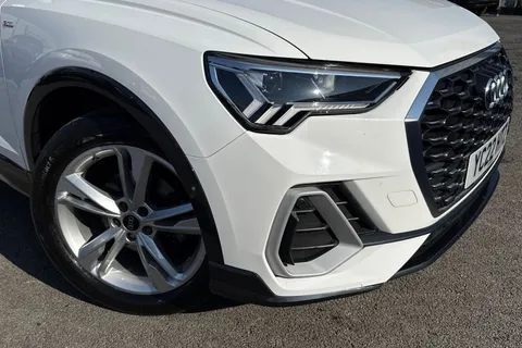 YC22HTZ Audi Q3 35 TFSI S Line 5dr S Tronic Thumbnail #51