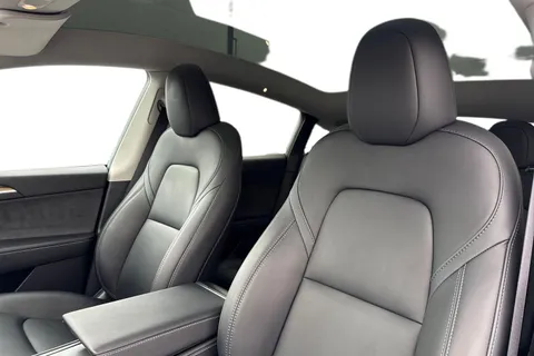 LC23GVN Tesla Model Y (Dual Motor) Long Range Auto 4WDE 5dr Thumbnail #11