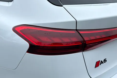 KW74VJY Audi A6 E-Tron Avant Avant Edition 1 e-tron performance  270,00 kW Thumbnail #9