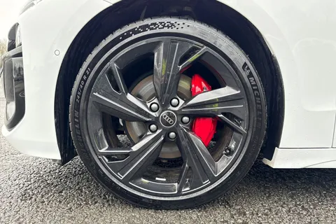 KW74VJY Audi A6 E-Tron Avant Avant Edition 1 e-tron performance  270,00 kW Thumbnail #14