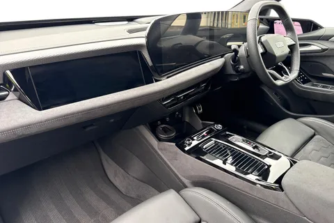 KW74VJY Audi A6 E-Tron Avant Avant Edition 1 e-tron performance  270,00 kW Thumbnail #16