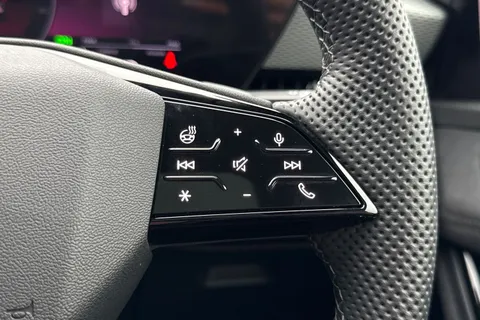 KW74VJY Audi A6 E-Tron Avant Avant Edition 1 e-tron performance  270,00 kW Thumbnail #55