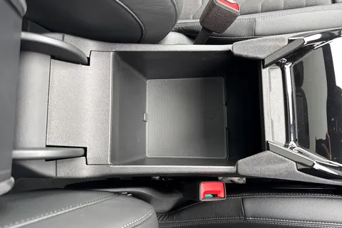 KW74VJY Audi A6 E-Tron Avant Avant Edition 1 e-tron performance  270,00 kW Thumbnail #56